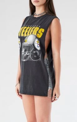 FURST OF A KIND VINTAGE CHAINS VINTAGE CHAIN LADDER SIDE SLEEVELESS TEE