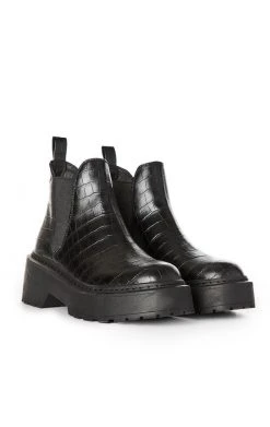 STEVE MADDEN SHADOW CROCODILE CHELSEA BOOT SALE