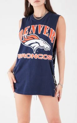 FURST OF A KIND VINTAGE CHAIN SIDE SLEEVELESS TEE VINTAGE CHAINS