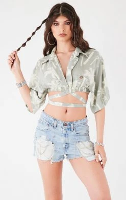 FURST OF A KIND VINTAGE HAWAIIAN WRAP TOP