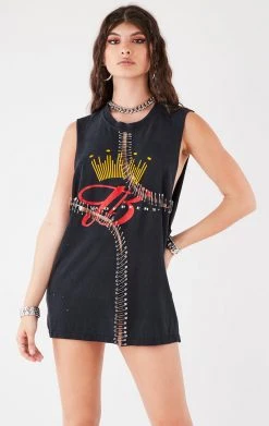 FURST OF A KIND VINTAGE CURVED SAFETY PIN SLEEVELESS TEE