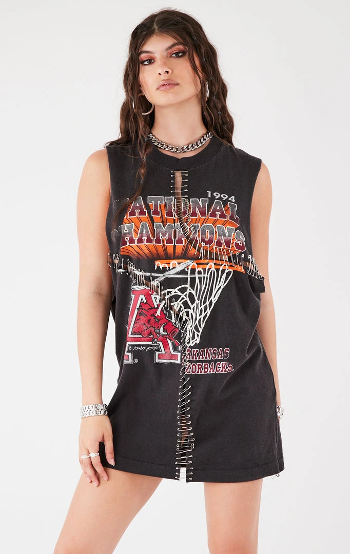 FURST OF A KIND VINTAGE PINS VINTAGE CURVED SAFETY PIN SLEEVELESS TEE 4 FURST OF A KIND VINTAGE PINS VINTAGE CURVED SAFETY PIN SLEEVELESS TEE