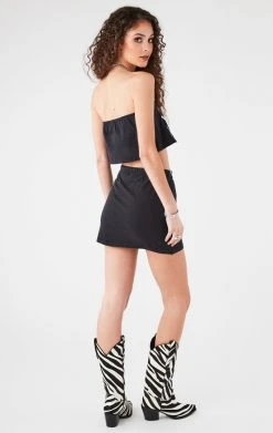 FURST OF A KIND VINTAGE CHAIN NECK HALTER TOP AND SKIRT SET VINTAGE CHAINS