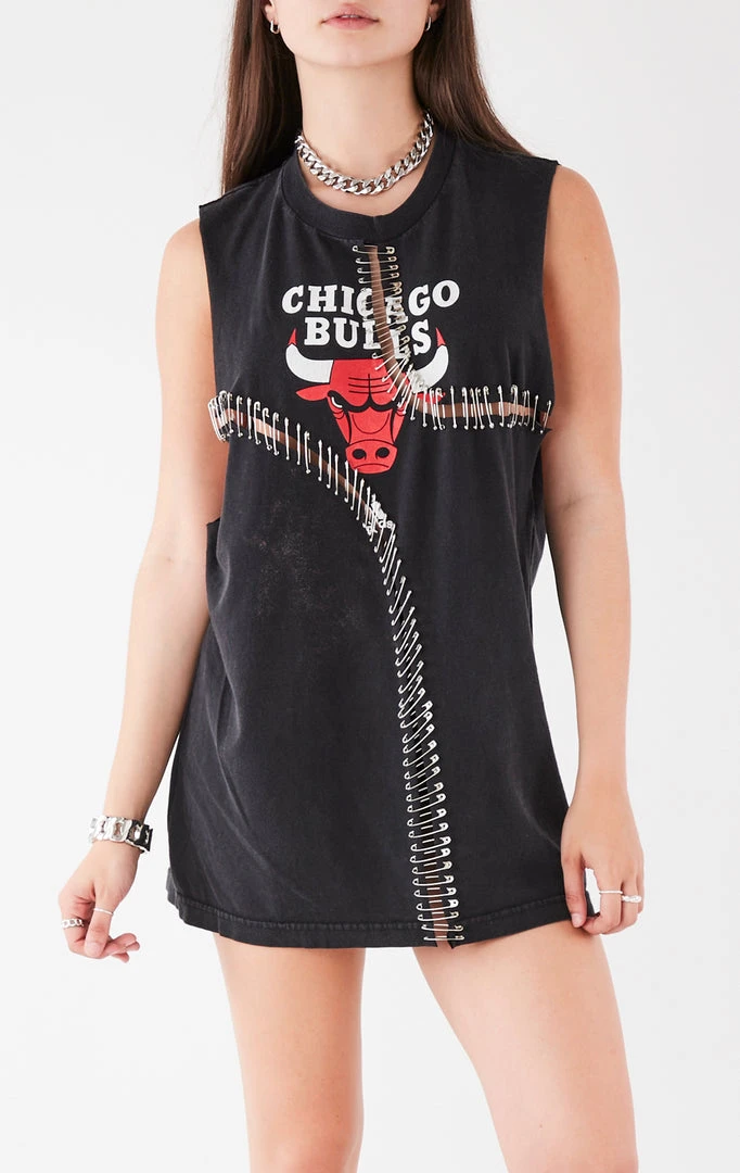 FURST OF A KIND VINTAGE CURVED SAFETY PIN SLEEVELESS TEE 4 FURST OF A KIND VINTAGE CURVED SAFETY PIN SLEEVELESS TEE