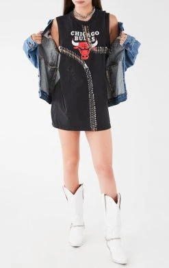 FURST OF A KIND VINTAGE CURVED SAFETY PIN SLEEVELESS TEE