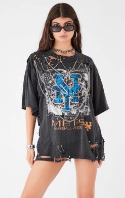 FURST OF A KIND VINTAGE MULTI DRAPED CHAIN TEE VINTAGE CHAINS