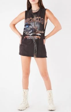 FURST OF A KIND VINTAGE CURVED SAFETY PIN SLEEVELESS TEE