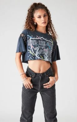 FURST OF A KIND VINTAGE NFL VINTAGE SPLIT SAFETY PIN CROPPED TEE